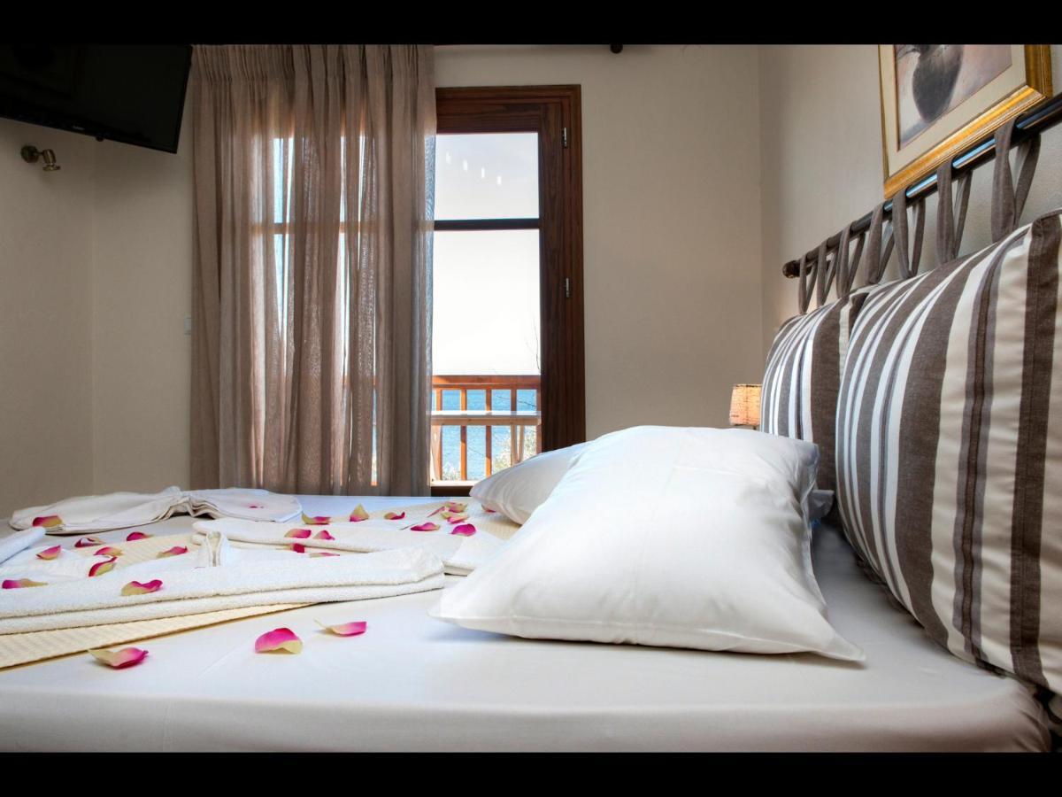 Stelios Apartments Скала-Каллирахис Экстерьер фото