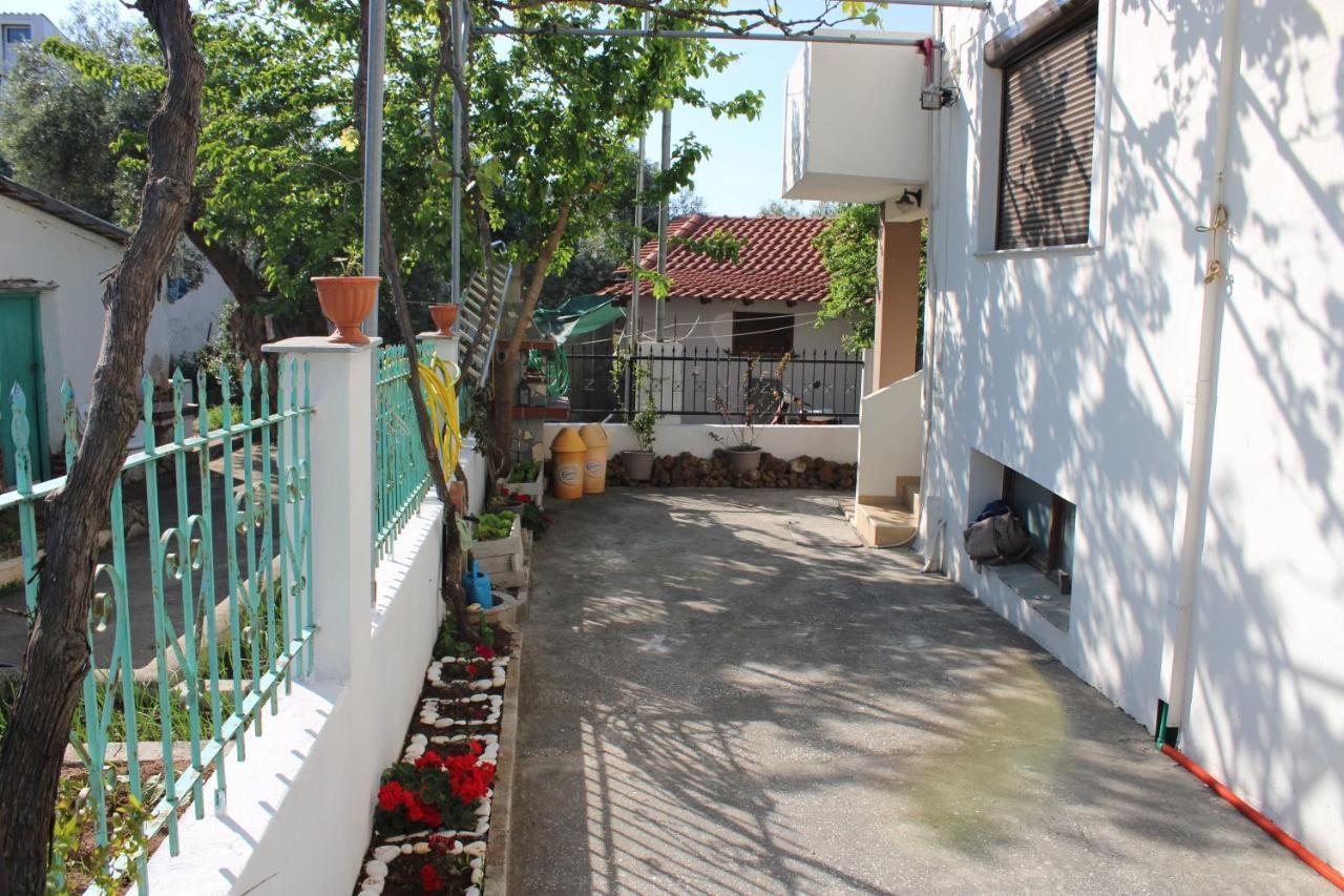 Stelios Apartments Скала-Каллирахис Экстерьер фото
